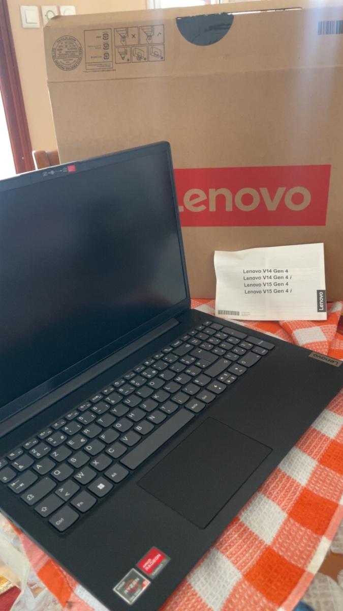 Lenovo v15 g4