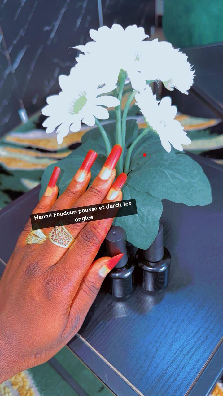 Henné pousse ongle