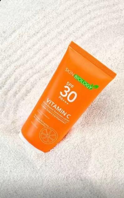 Crème solaire de chez skin biology