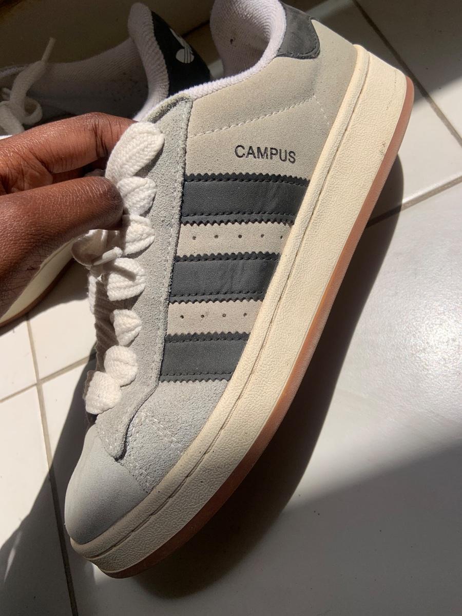 Adidas campus