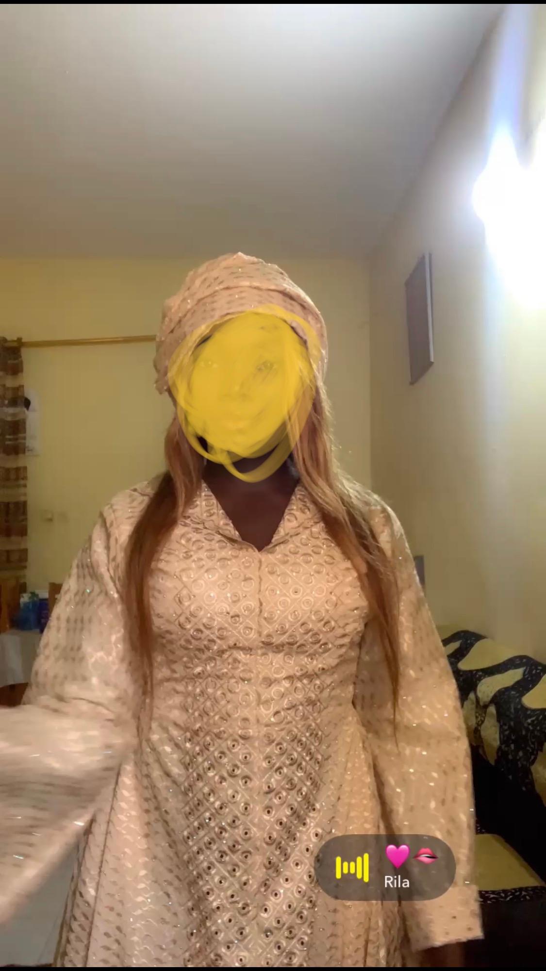 Robe brodé unisex