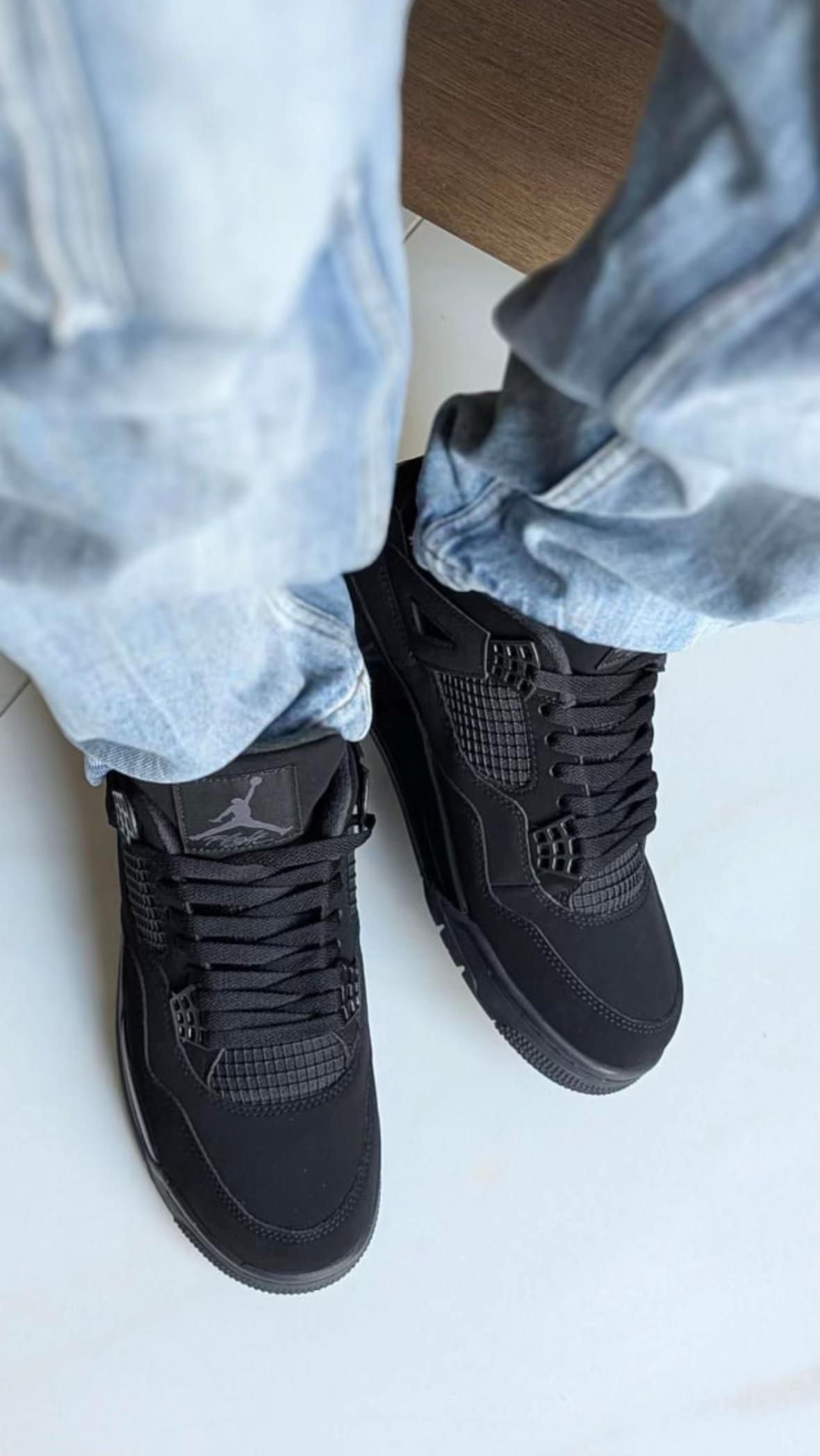 Jordan 4 Black Cat