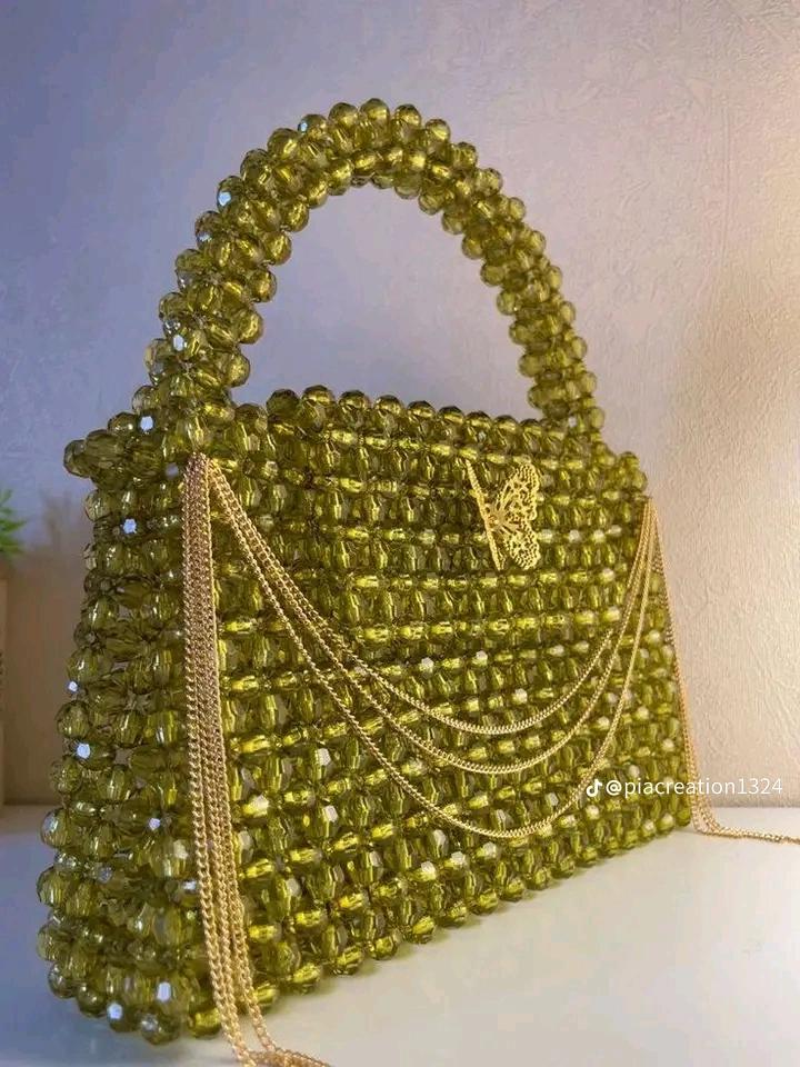 Sac en perle tres classe