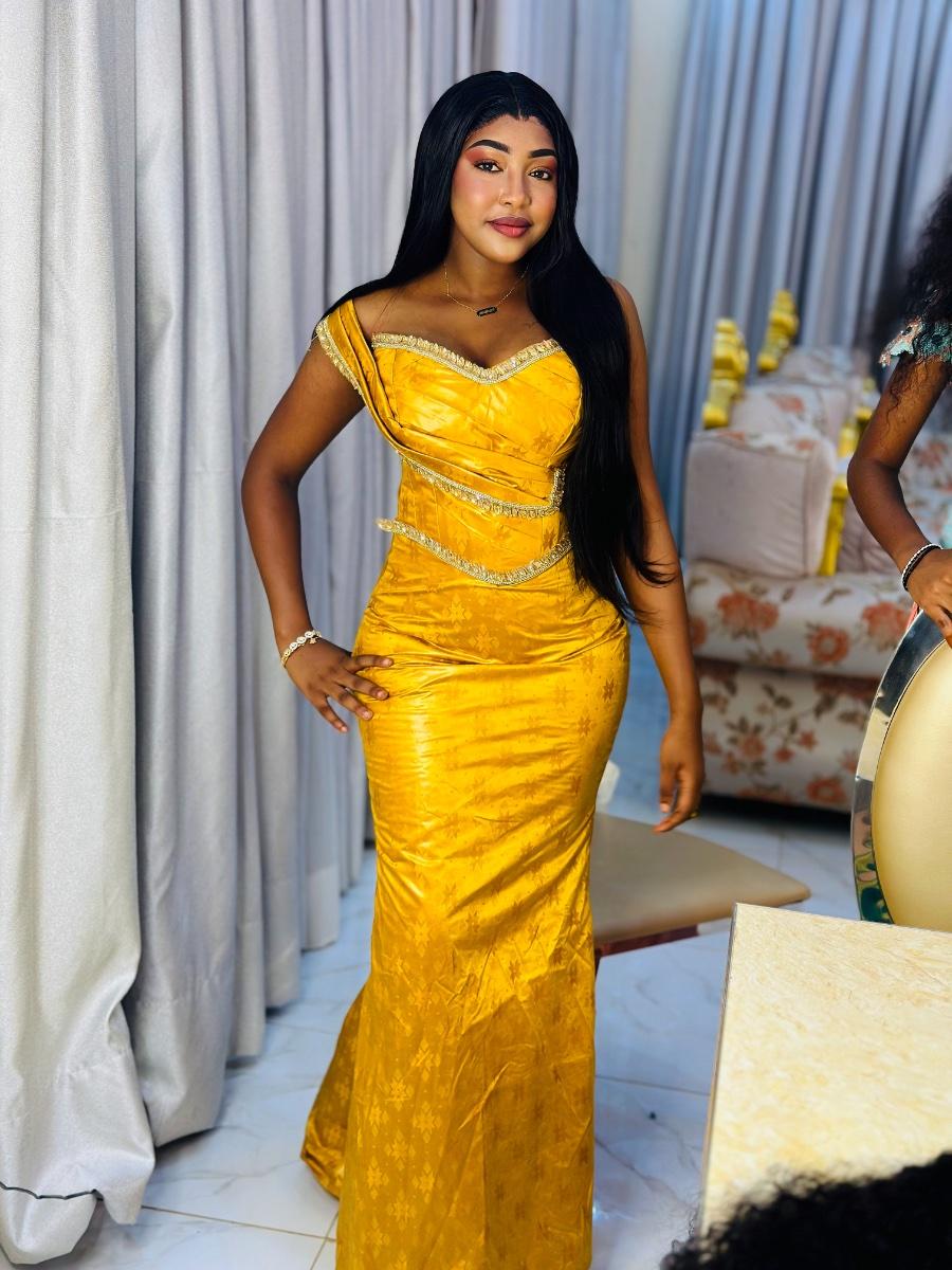 Robe Getzner jaune