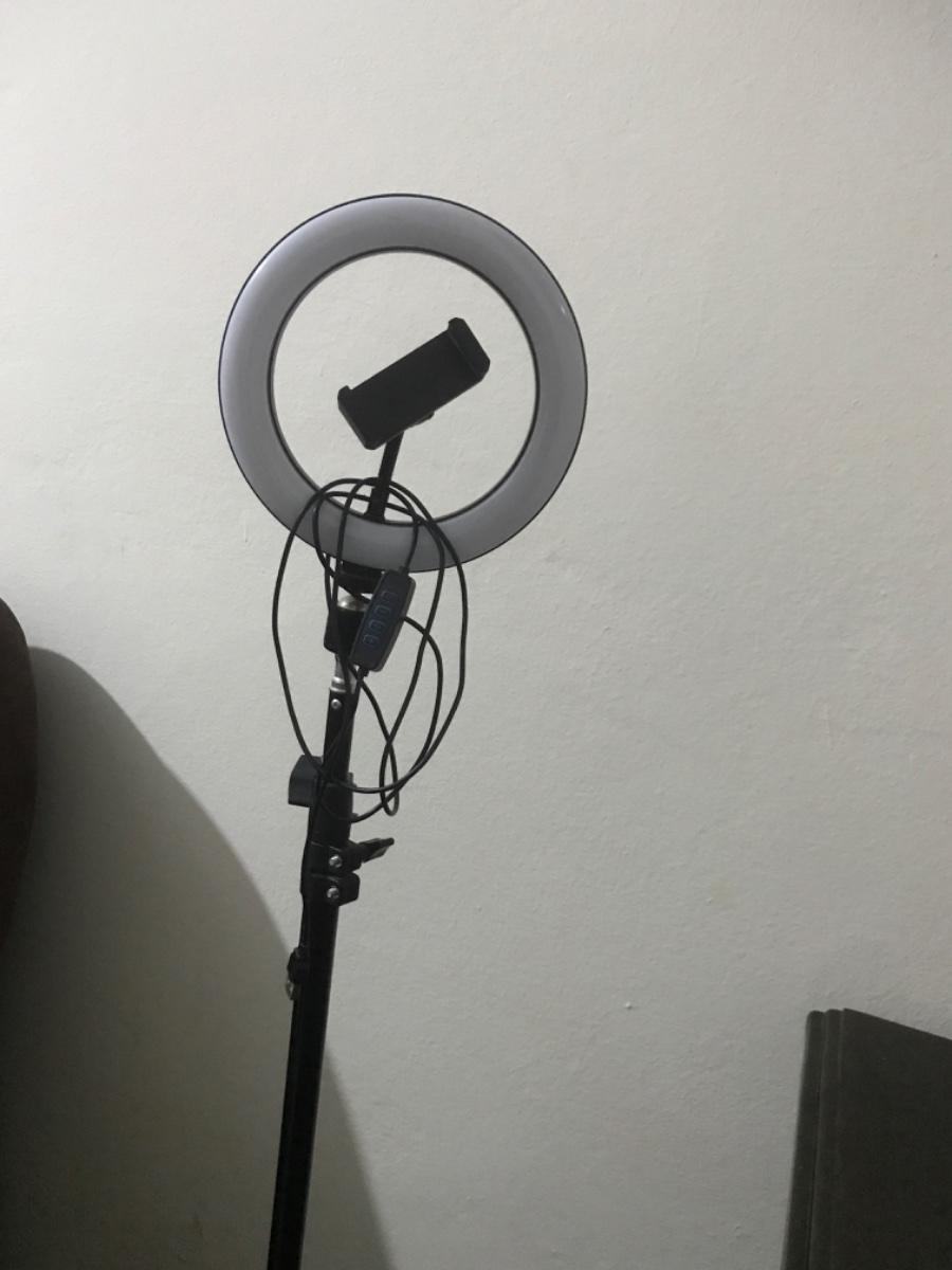 Ring-light