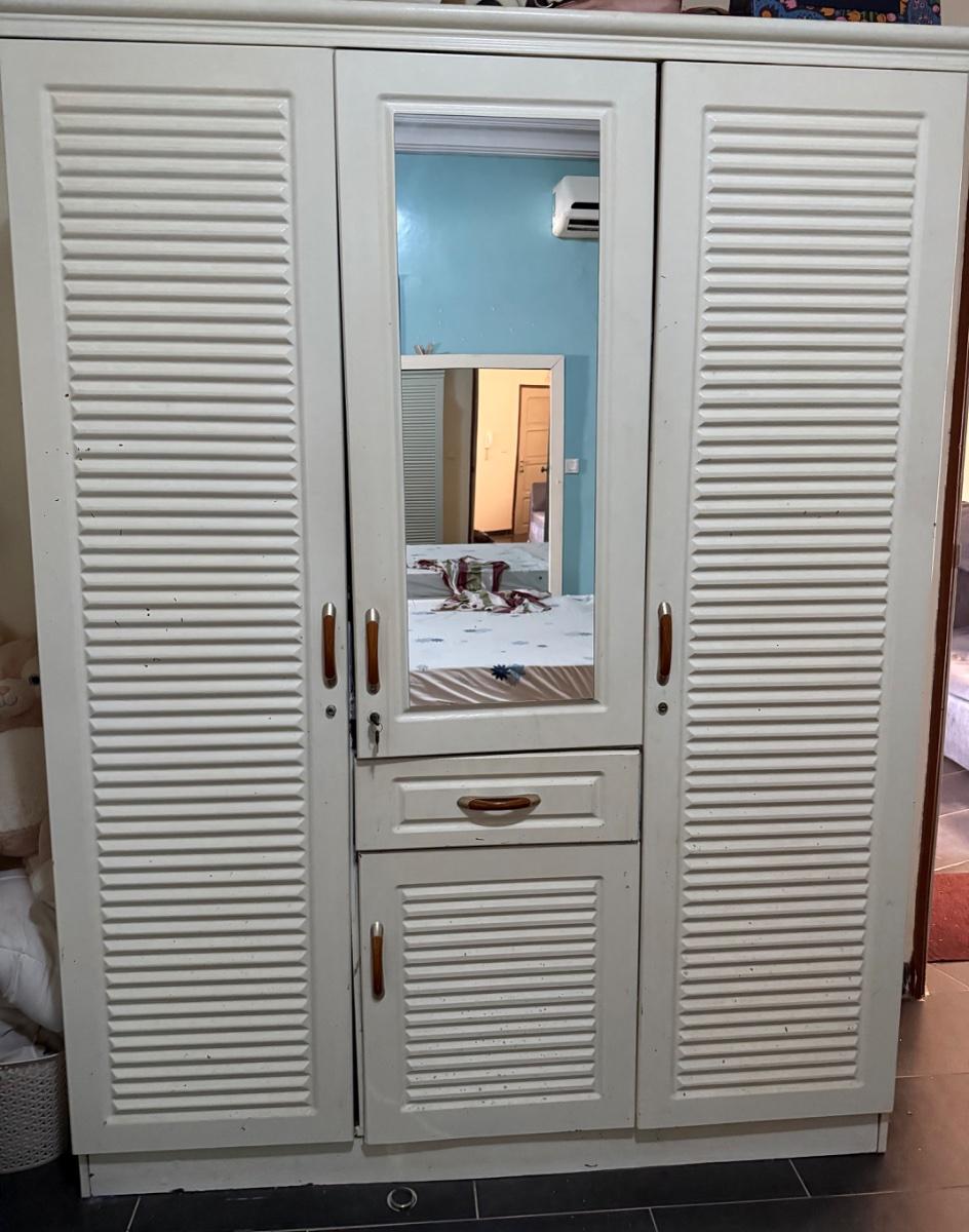 Armoire